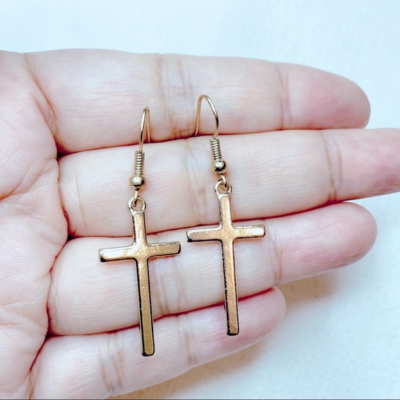 ❣️$25/3❣️ Gold Plated Dangle Cross Earrings - Picture 6 of 9